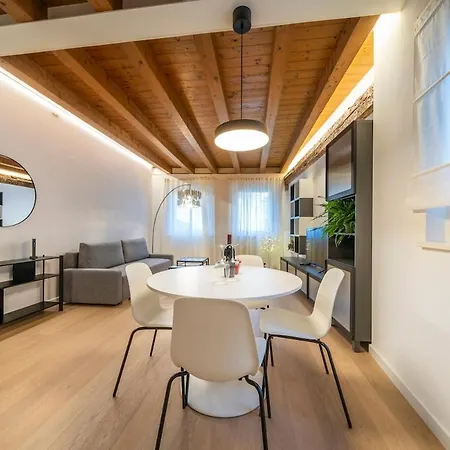 Elegance In Udine! Matteotti Apartamento Údine